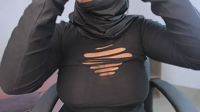 yasmin elite online show from November 2025 09:42:01 AM