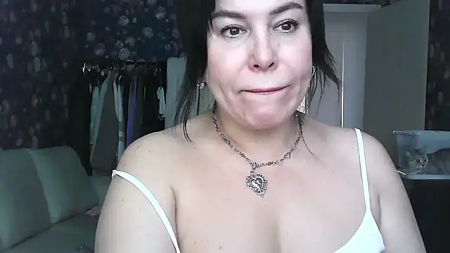 Monica-Mia online show from February 2026 08:08:02 AM