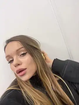 MarilynNova online show from October 2025 04:16:01 AM