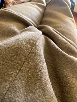 MuzzyFacing online show from February 2026 12:04:02 PM