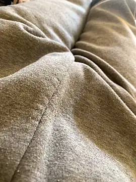 MuzzyFacing online show from February 2026 12:15:01 PM