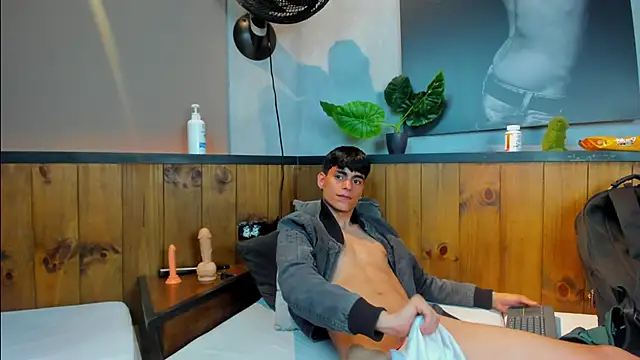 Dani mc1 online show from September 2025 12:05:01 PM