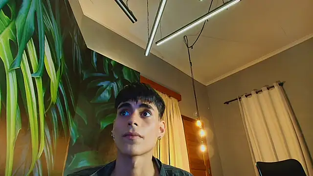 Dani mc1 online show from September 2025 11:37:02 PM