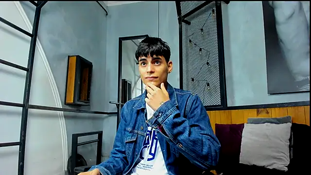 Dani mc1 online show from November 2025 11:58:01 AM