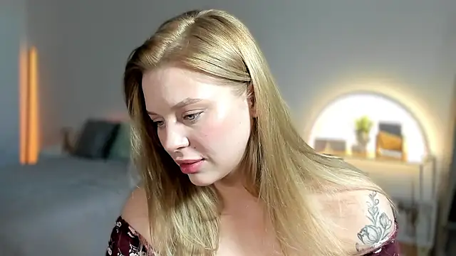 LilyFlamee online show from March 2026 02:23:02 PM