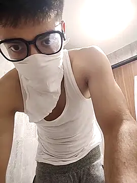 mrmasseur06 online show from April 2026 07:40:02 PM