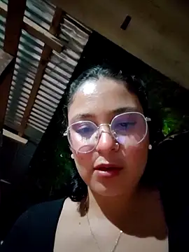 Lily-o online show from December 2025 12:51:01 AM