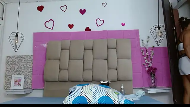 Damary Leon online show from November 2025 07:02:02 PM