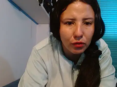 Arieeel 09 online show from April 2026 06:02:02 AM