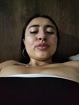 AMATISTA  16 online show from December 2025 01:10:02 AM