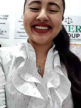 Snapshot of AMATISTA__16 chatting on July 2026 12:18:02 PM AMATISTA 16 online show from July 2026 12:18:02 PM