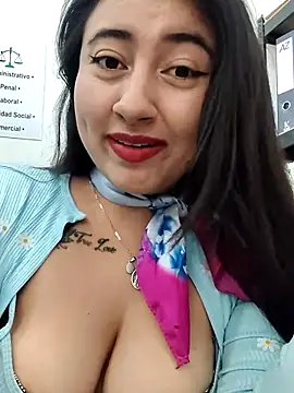 Snapshot of AMATISTA__16 chatting on July 2026 12:22:02 PM AMATISTA 16 online show from July 2026 12:22:02 PM