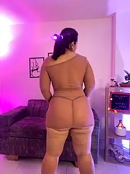 leiablack online show from November 2025 12:05:02 PM