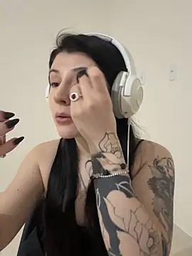 Snapshot of Privad_ravenna chatting on September 2025 04:58:01 AM Privad ravenna online show from September 2025 04:58:01 AM