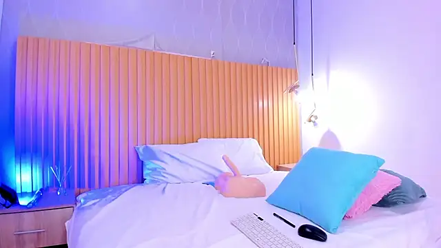 danaalamiri online show from October 2025 09:48:02 PM