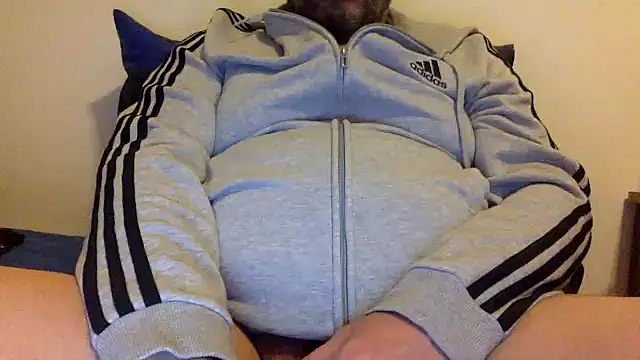 steve669 hot online show from February 2026 10:19:01 PM