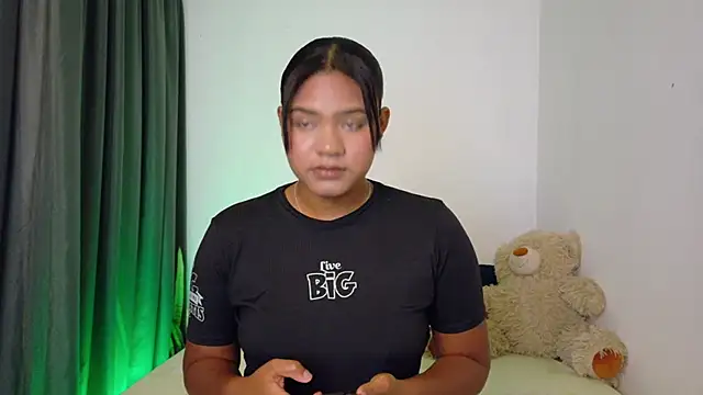 Snapshot of nudesketch1 chatting on September 2025 04:39:02 PM nudesketch1 online show from September 2025 04:39:02 PM