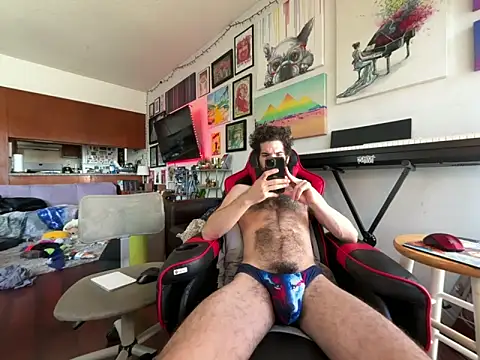 Pupscritch online show from March 2026 05:53:01 PM