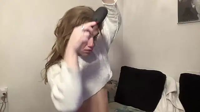 sweetceeme online show from April 2026 05:03:02 AM