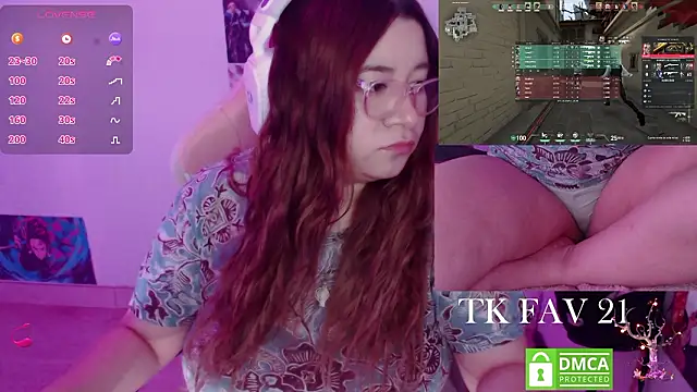 Snapshot of Pink_girl0n chatting on February 2026 11:31:02 PM Pink girl0n online show from February 2026 11:31:02 PM