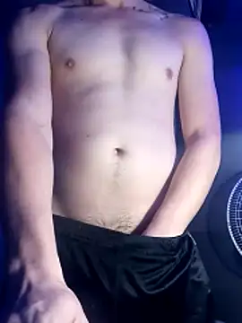 Snapshot of PitudoWuero chatting on February 2026 01:04:01 PM PitudoWuero online show from February 2026 01:04:01 PM