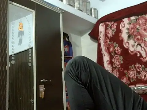 Snapshot of autophile-indian chatting on November 2025 08:08:01 PM autophile-indian online show from November 2025 08:08:01 PM