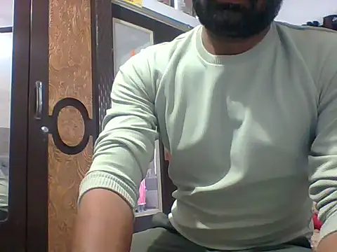 Snapshot of autophile-indian chatting on November 2025 08:14:01 AM autophile-indian online show from November 2025 08:14:01 AM