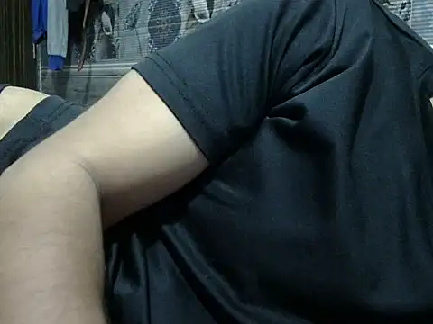 Snapshot of autophile-indian chatting on November 2025 08:19:01 PM autophile-indian online show from November 2025 08:19:01 PM