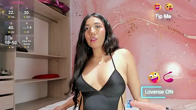 Snapshot of Annelov18 chatting on September 2025 07:35:01 PM Annelov18 online show from September 2025 07:35:01 PM