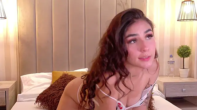 VioletBlaze online show from September 2025 02:06:01 AM