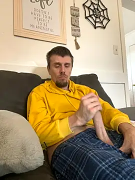 Snapshot of alwayshorny90 chatting on November 2025 02:16:02 PM alwayshorny90 online show from November 2025 02:16:02 PM