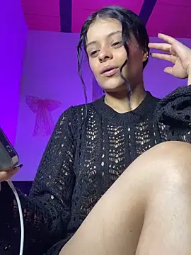 Snapshot of Alisse_taylor2 chatting on May 2026 11:04:02 AM Alisse taylor2 online show from May 2026 11:04:02 AM