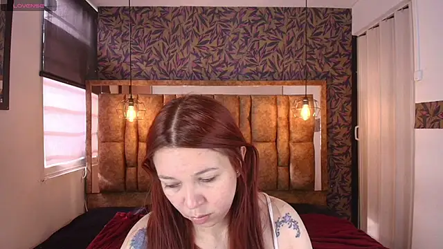 Isa Thompson   online show from March 2026 01:26:02 PM