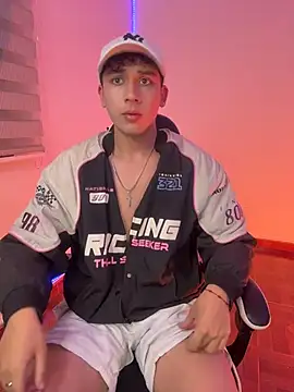 Snapshot of Casper___kyy chatting on October 2025 11:20:01 PM Casper kyy online show from October 2025 11:20:01 PM