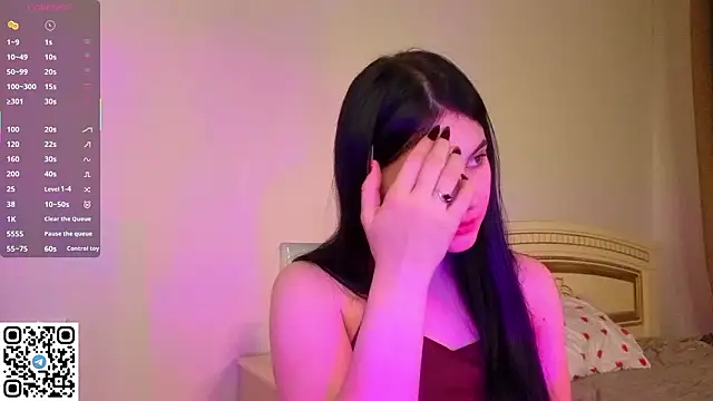 EnricaElis online show from February 2026 08:20:01 PM