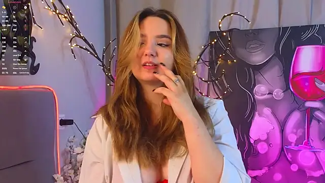 LucilleMcBride online show from December 2025 06:21:01 AM