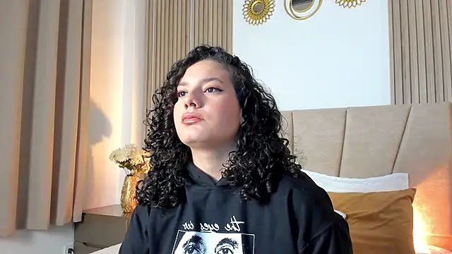 Rachell Jamess online show from November 2025 03:39:02 AM