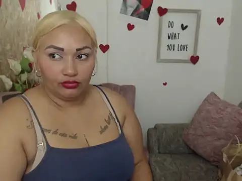 laleska montenegro online show from October 2025 03:57:02 PM