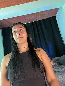 EVAH LEE  online show from April 2026 01:03:02 PM