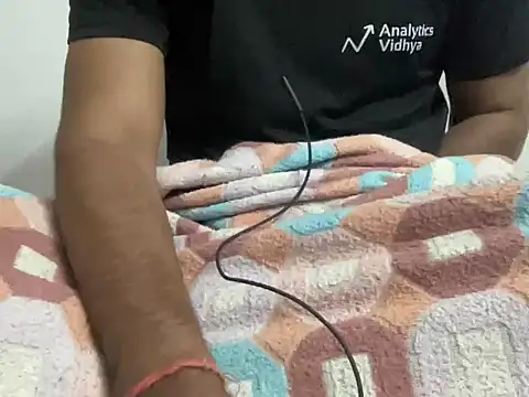 Snapshot of milf_banger121 chatting on October 2025 01:22:01 AM milf banger121 online show from October 2025 01:22:01 AM