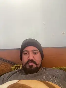 Snapshot of milf_banger121 chatting on February 2026 06:32:01 AM milf banger121 online show from February 2026 06:32:01 AM