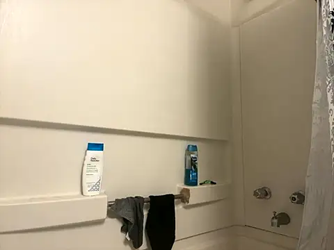 Snapshot of straightguy2233 chatting on September 2025 03:56:01 AM straightguy2233 online show from September 2025 03:56:01 AM