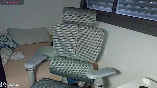 Snapshot of raynstars chatting on March 2026 01:37:01 PM raynstars online show from March 2026 01:37:01 PM