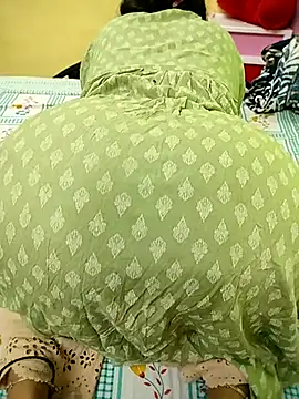 Snapshot of hotti-rashmi chatting on November 2025 08:49:01 AM hotti-rashmi online show from November 2025 08:49:01 AM