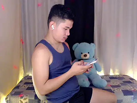 Snapshot of master_kent chatting on February 2026 10:45:02 AM master kent online show from February 2026 10:45:02 AM