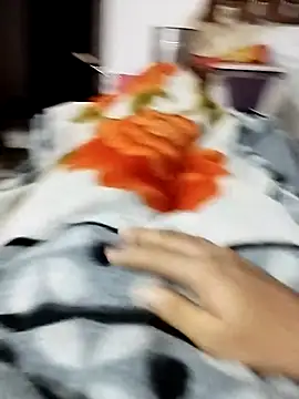 Snapshot of isisieueie chatting on October 2025 05:45:01 PM isisieueie online show from October 2025 05:45:01 PM