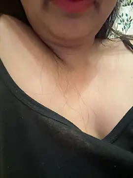 Snapshot of annanya01 chatting on May 2026 04:01:01 PM annanya01 online show from May 2026 04:01:01 PM