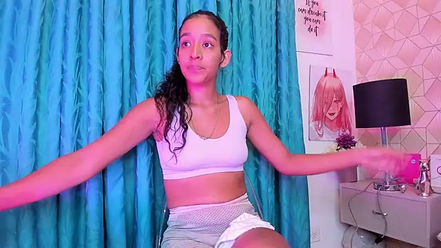 Amber-Sweett online show from December 2025 08:17:01 PM