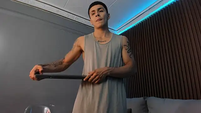 Leo santoro online show from September 2025 02:06:02 PM