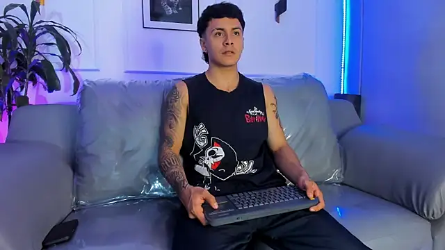 Leo santoro online show from March 2026 02:01:01 PM